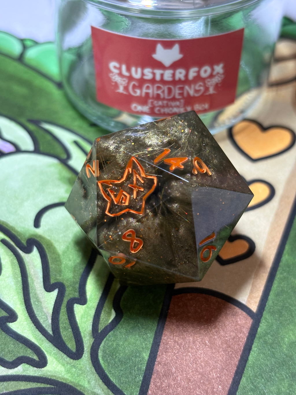Single Chonky D20 - Clusterfox Gardens Funky Pine